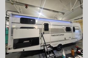 New 2025 Coachmen RV Freedom Express Ultra Lite 258BHS Photo