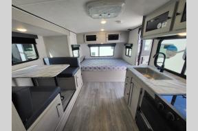 New 2025 Coachmen RV Apex Nano 194BHS Photo