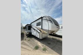 Used 2022 Alliance RV Paradigm 310RL Photo