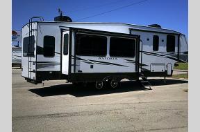 New 2022 Dutchmen RV Astoria 2993RLF Photo