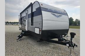 Used 2022 Prime Time RV Avenger 24BHS Photo