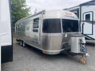 Used 2016 Airstream RV Flying Cloud 27FB Twin image