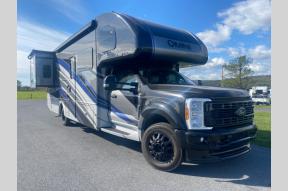 New 2025 Thor Motor Coach Omni XG32 Photo