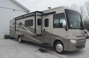 Used 2014 Winnebago Adventurer 38Q Photo