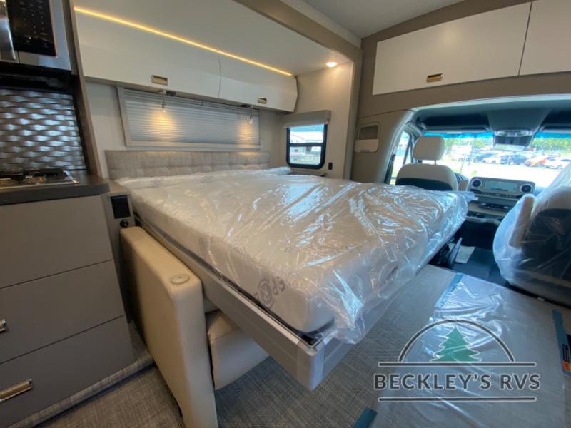 New 2025 Winnebago View 24T Motor Home Class C - Diesel at Beckleys RVs ...