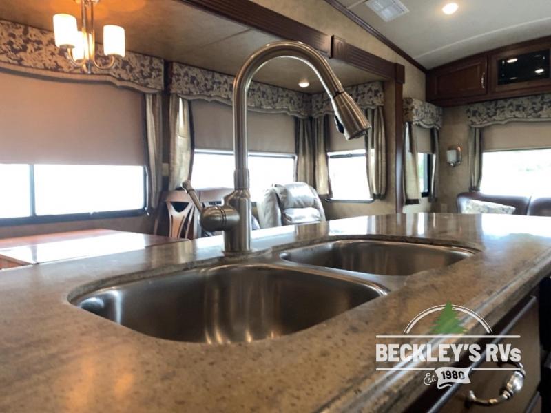 RV listing image