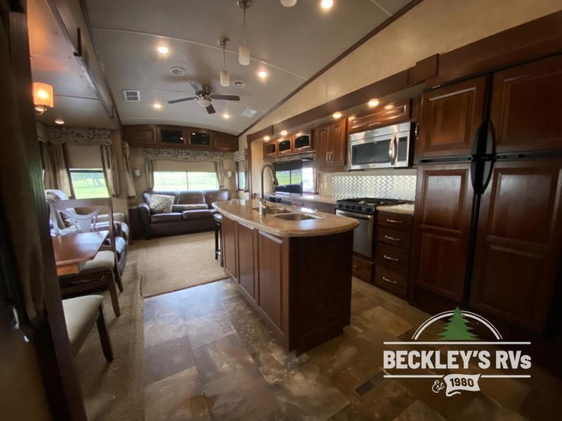 RV listing image