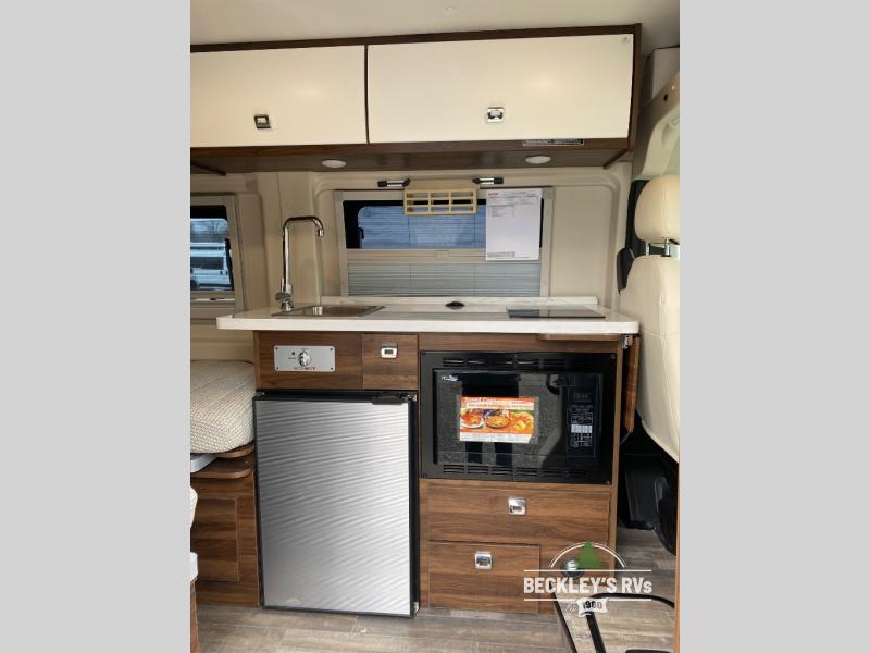 2025 Travato/59KL/2025 image-17