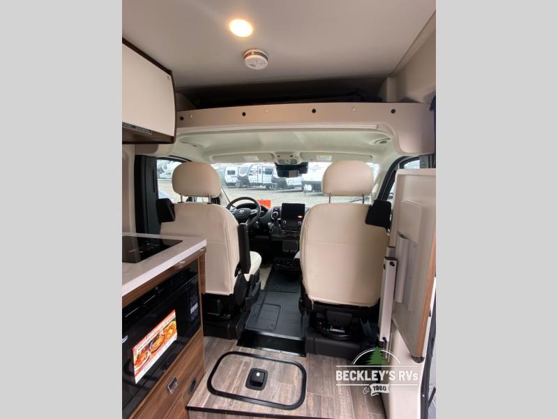 2025 Travato/59KL/2025 image-22