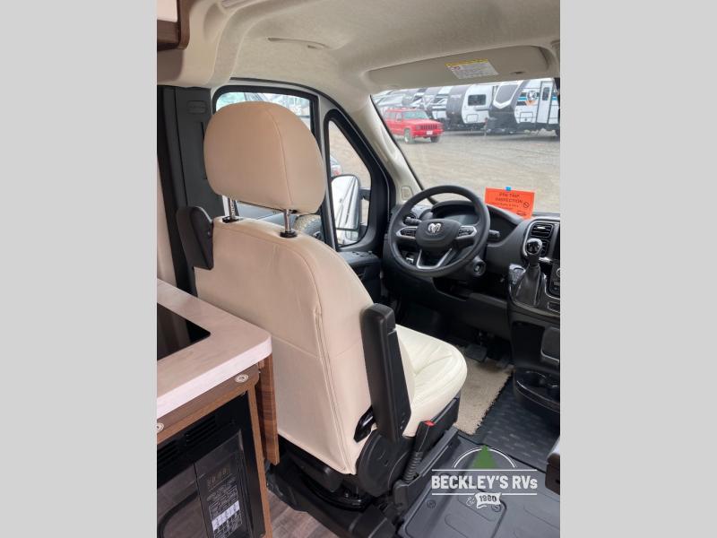 2025 Travato/59KL/2025 image-23