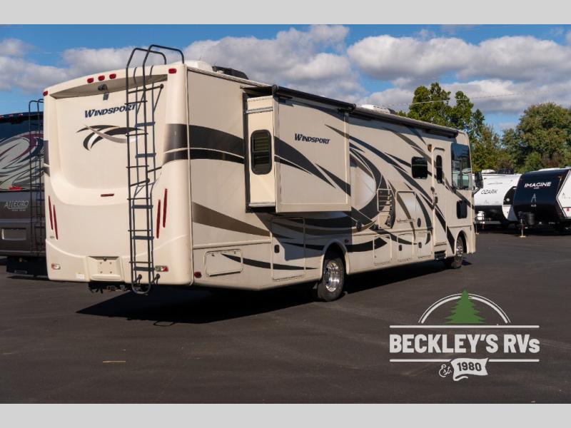 RV listing image