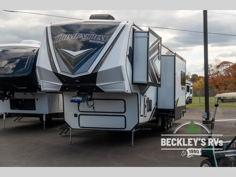 RV listing image