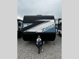 New 2025 CrossRoads RV Zinger Lite 18BH Photo