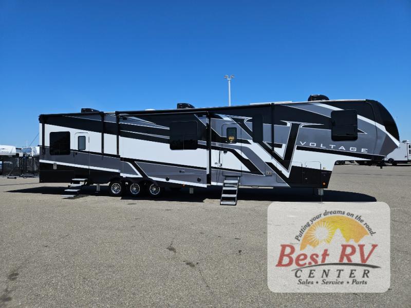 New 2025 Dutchmen RV Voltage 4225 Toy Hauler Fifth Wheel at Best
