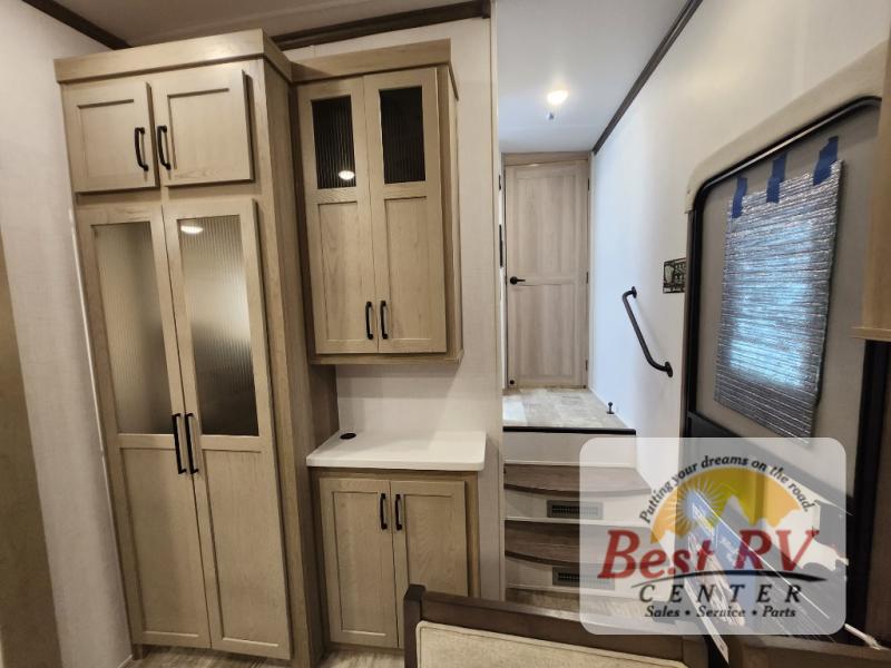 New 2024 Forest River RV Rockwood Signature 281RK Fifth Wheel at Best