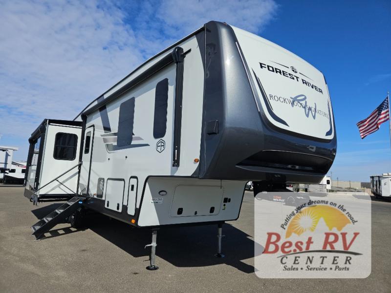 New 2025 Forest River RV Rockwood Signature R371RK Fifth