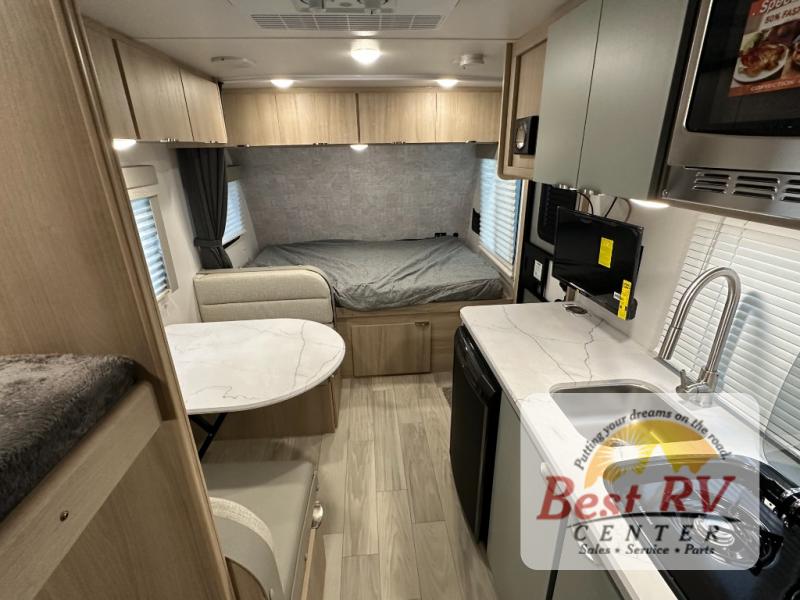 New 2024 Winnebago Industries Towables Micro Minnie 1700BH Travel