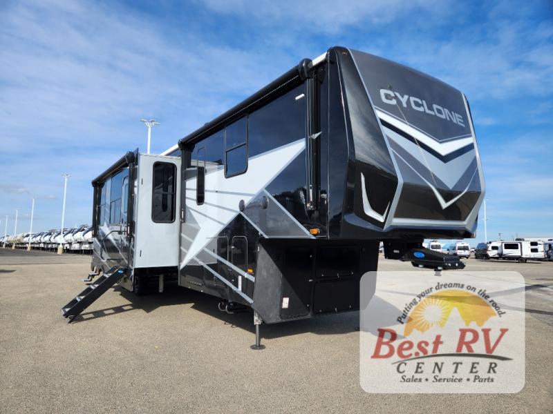 New 2023 Heartland Cyclone 4014C Toy Hauler Fifth Wheel at Best RV