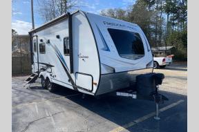 Used 2020 Coachmen RV Freedom Express Ultra Lite 192RBS Photo