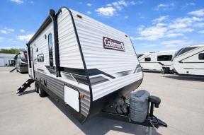 Used 2022 - Colemen 242BH Photo