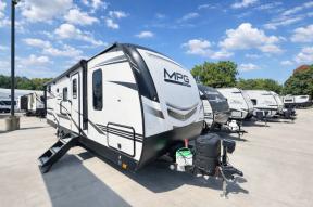 Used 2021 CRUSIER MPG 2500BH Photo