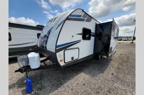 Used 2022 CrossRoads RV Sunset Trail SS212RB Photo