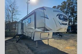 Used 2021 Forest River RV Cherokee Arctic Wolf Suite 3770 Photo