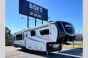 New 2026 Jayco North Point 377RLBH Photo