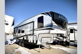 Used 2023 Keystone RV Arcadia Super Lite 293SLRD Photo
