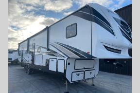 Used 2021 Forest River RV Vengeance Rogue Armored 4007V Photo