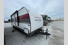 New 2025 Prime Time RV Avenger LT 25BH Photo