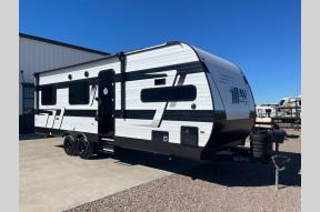 New 2025 Grand Design Momentum MAV 24MAV Photo