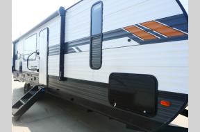 Used 2022 Forest River RV Wildwood 27RK Photo