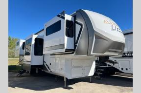 New 2025 Alliance RV Paradigm 385FL Photo