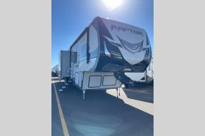 Used 2018 Keystone RV Raptor 425TS Photo