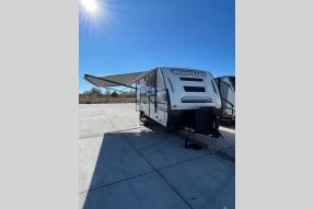 Used 2024 Winnebago Industries Towables Micro Minnie 2108FBS Photo