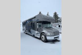 Used 2018 Renegade RV Valencia 38BB Photo