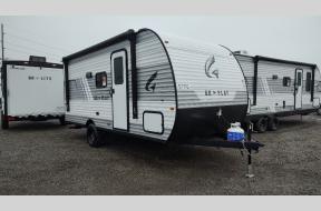 New 2025 Wayfinder RV Go Play 19BHW Photo