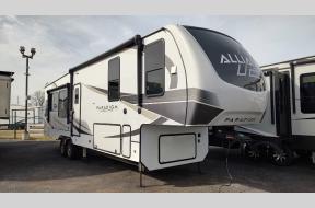 Used 2023 Alliance RV Paradigm 340RL Photo