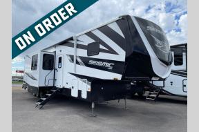 New 2025 Jayco Seismic 399 Photo