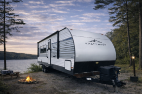 Used 2019 EAST TO WEST Della Terra 29 KRK Photo