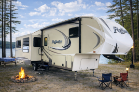 Used 2015 Grand Design Reflection 323BHS Photo