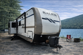 Used 2024 Forest River RV Salem Hemisphere 308RL Photo