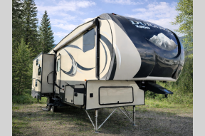 Used 2017 KZ Durango 1500 D281RLT Photo