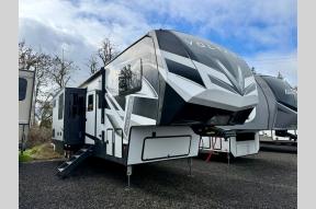 Used 2021 Dutchmen RV Voltage 4195 Photo