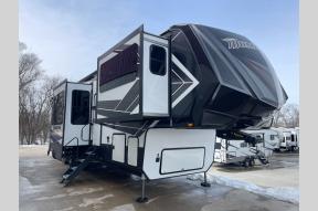 Used 2020 Grand Design Momentum 376TH Photo