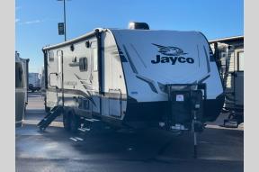 Used 2022 Jayco Jay Feather 24BH Photo