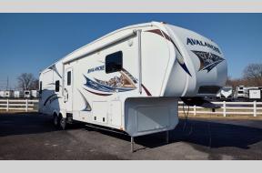 Used 2011 Keystone RV Avalanche 345TG Photo