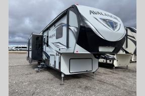 Used 2017 Keystone RV Avalanche 370RD Photo