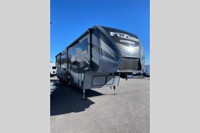 Used 2017 Keystone RV Fuzion 414 Photo